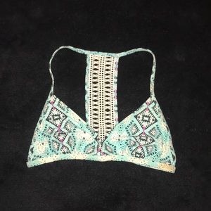 MOSSIMO patterned bikini top with detailed back.